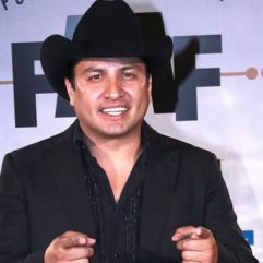 Ni diablo ni santo - julion alvarez (Midi)